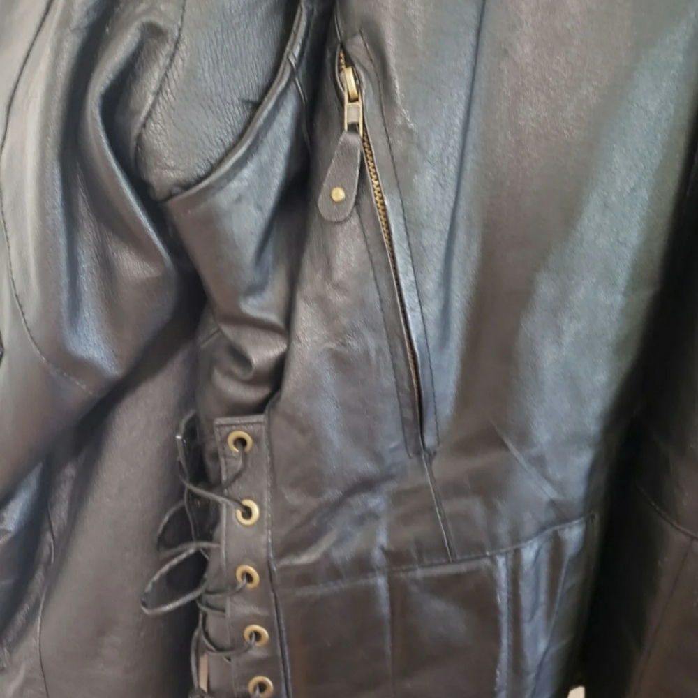 Leather coat - Picture 3 of 5